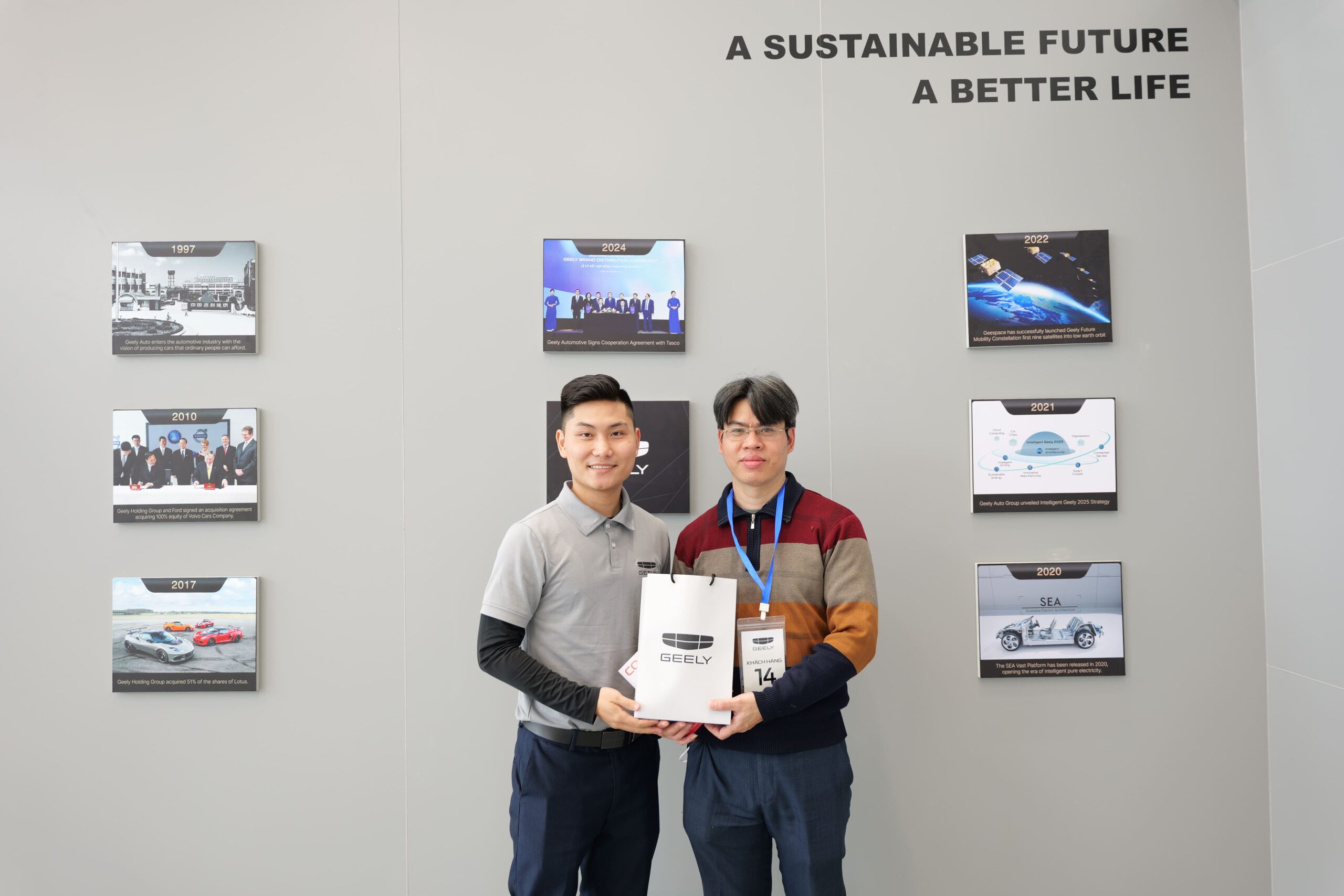 Những món quà độc quyền Geely An Giang tri ân khách hàng 